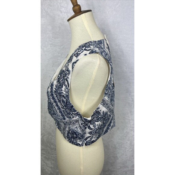 C&C California Twist Front Crop Top 100% Linen Blue Ivory Size XL NEW - Picture 3 of 8